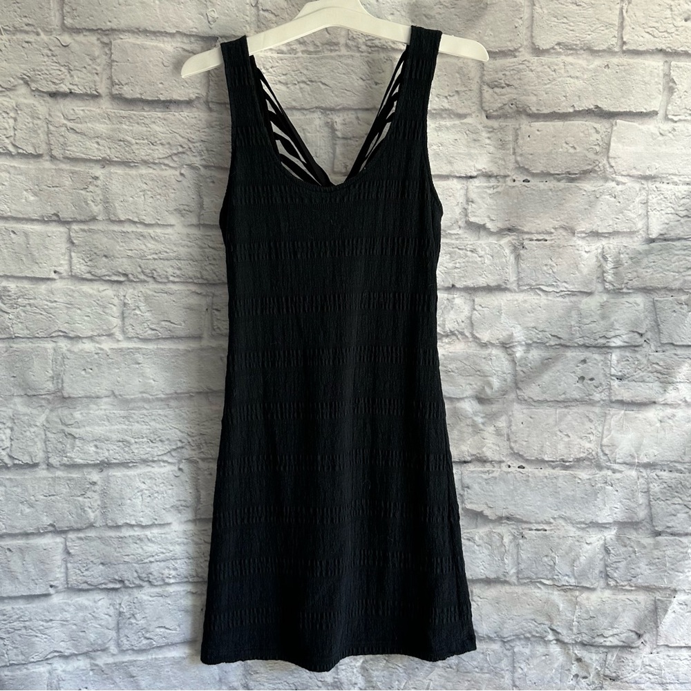PREOWNED FREE PEOPLE BLACK STRAPPY WEB BUTTERFLY BACK DRESS WOMENS XSMALL XS